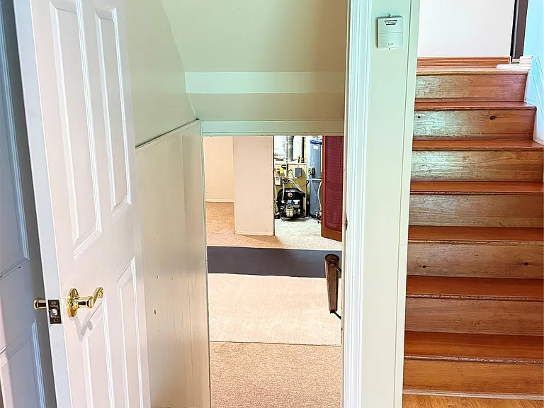 14 Millpond St — Photo 24