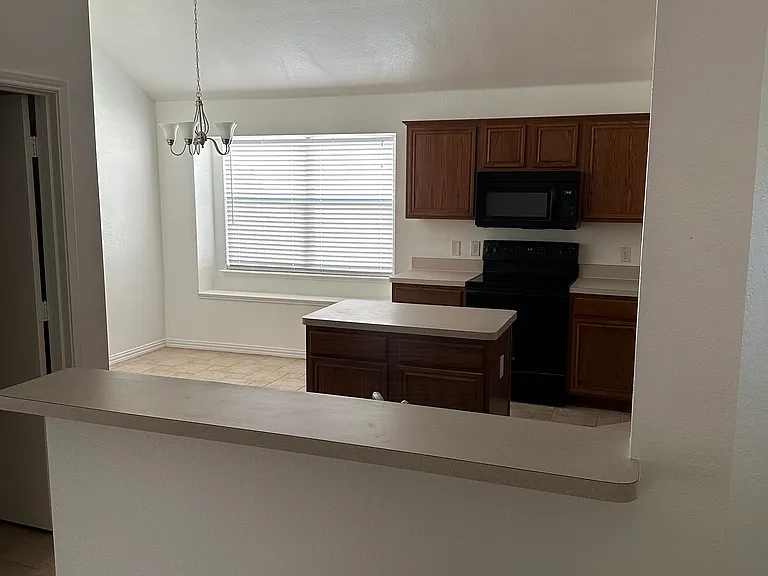 105 Wildhaven Dr — Photo 8