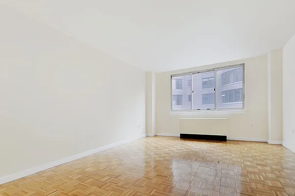 Rented by Compass | media 23