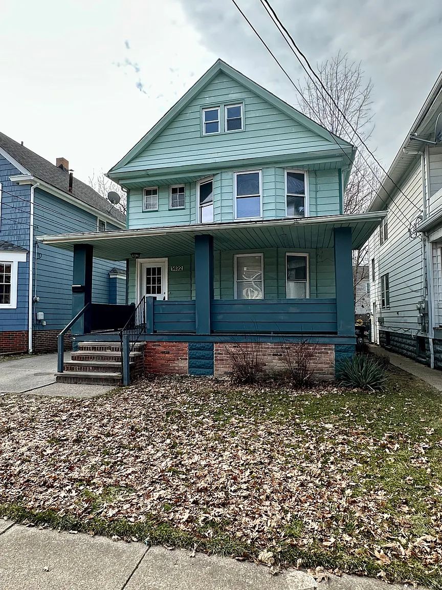 1492 Coutant Ave photo 1