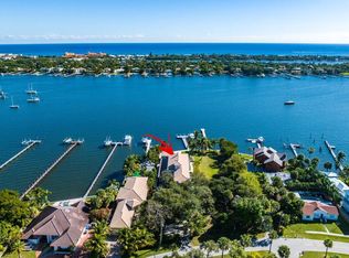 614 S Lake Dr, Lantana, FL 33462