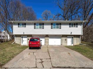 1656 W 15th St, Davenport, IA