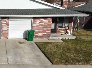 270 W Hampton Dr, Carson City, NV