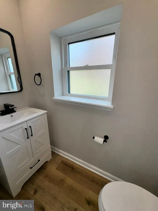 3 bed, 1.5 bath, 1088 sqft, $2,650 — Photo 4