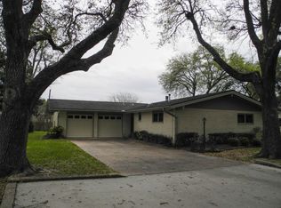 2321 Grand Blvd, Port Neches, TX 77651