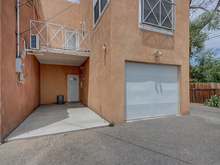 1020 6th St NW — Photo 30