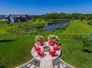 685 Indian Ridge Dr, Waukee, IA 50263