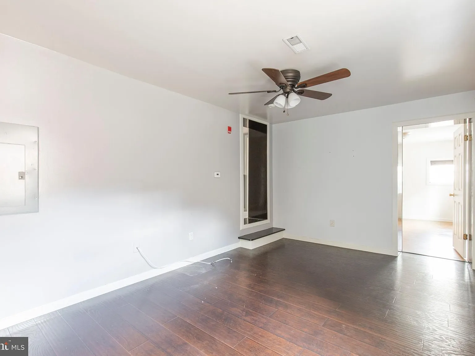 2 bed, 700 sqft, $1,400 — Photo 4