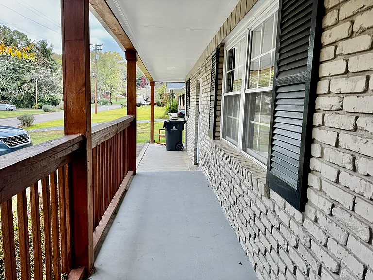 824 Noragate Rd — Photo 34