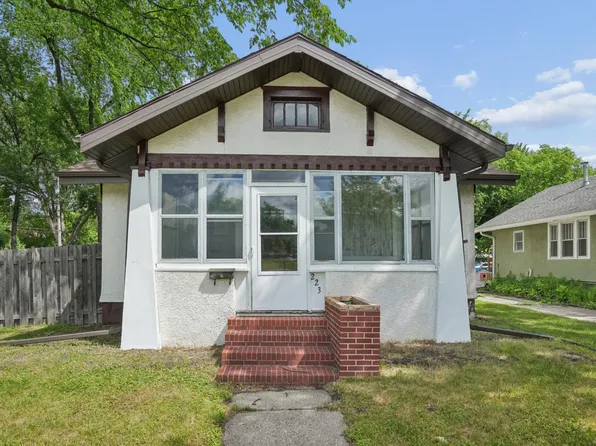 223 11th Ave N, Fargo, ND 58102