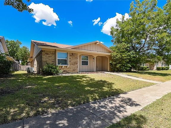 2nd image of 2909 Golden Meadow Dr