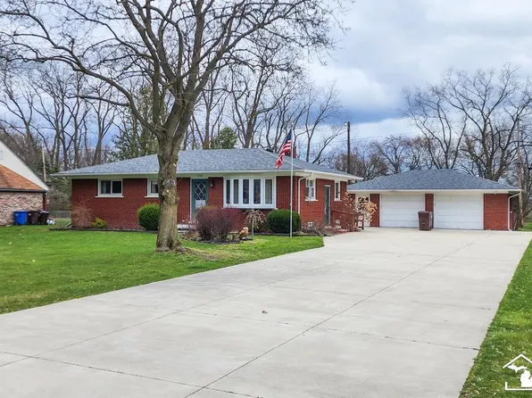 2548 Deborah St, Monroe, MI 48162