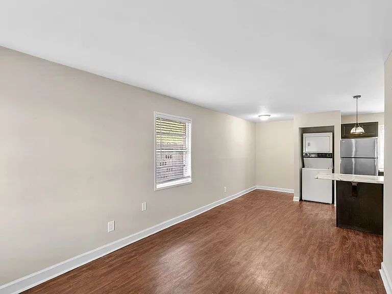 Wesley Apartments — Photo 19