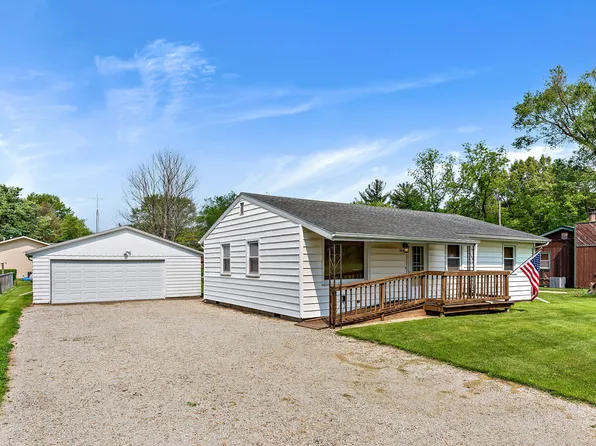 3440 N 17240e Rd, Momence, IL 60954