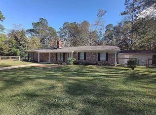 300 Deerfoot Ln, Cantonment, FL 32533