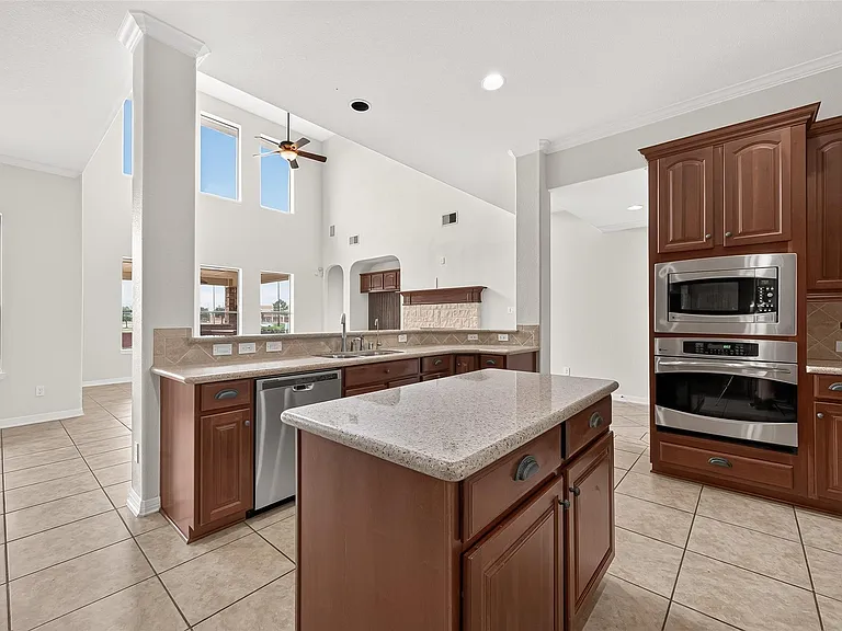 3719 Finch Springs Ln — Photo 21