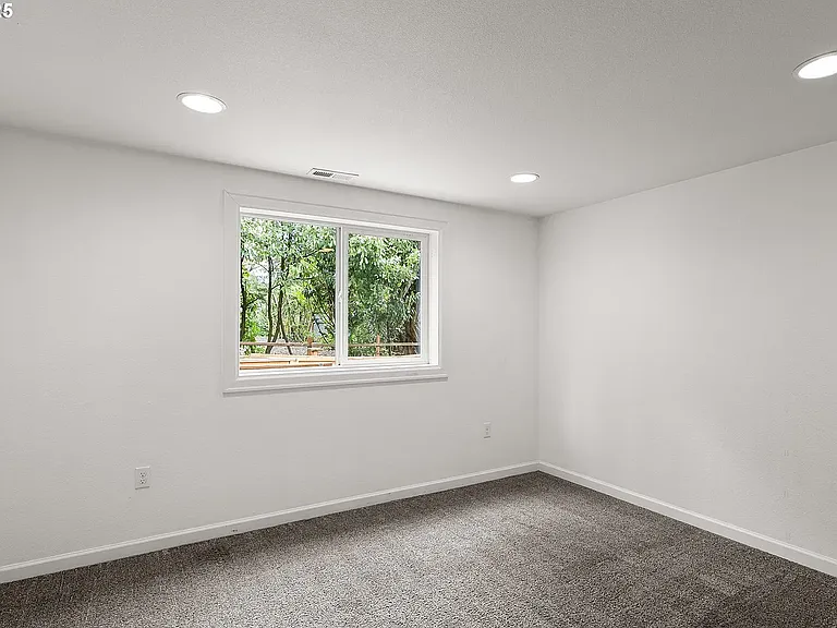 4824 SW Shattuck Rd — Photo 12