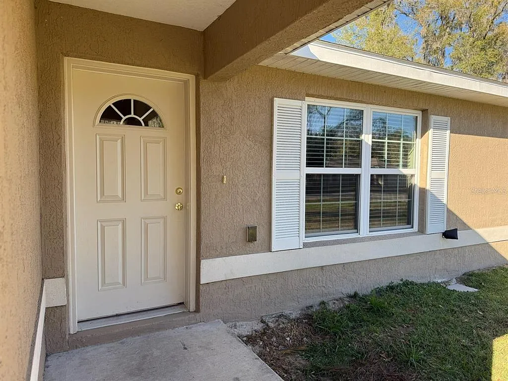 3 bed, 2.0 bath, 1332 sqft, $1,800 — Photo 3