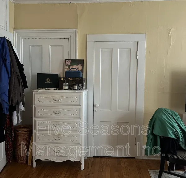 19 Grant St #2 — Photo 6