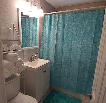 5th image of 417 Jefferson Ave #1