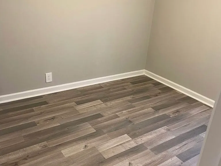 1351 Lone Oak Rd #1 — Photo 5