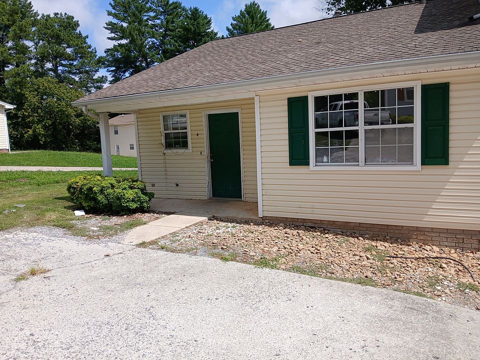 1st image of 680 Hiwassee Ave NE #4