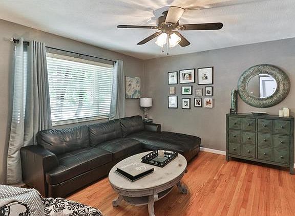 5th image of 217 Monclay Ct APT 1S