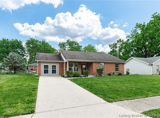 1706 Field Dr, Jeffersonville, IN 47130