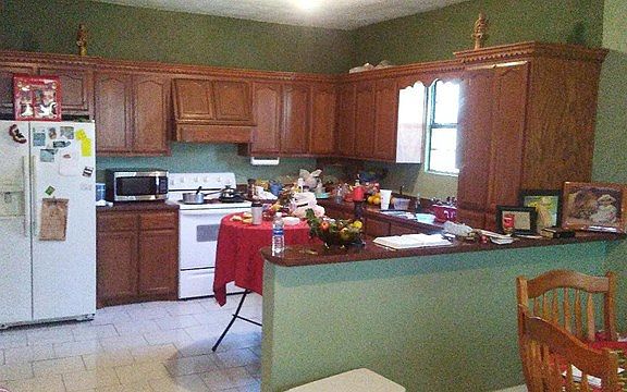 2nd image of 2905 Elena St
