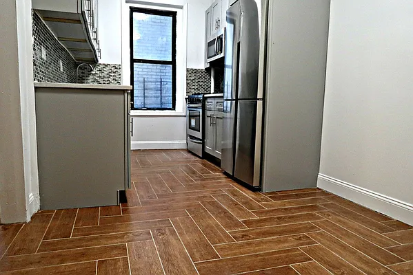 Rented by Level Group | media 6