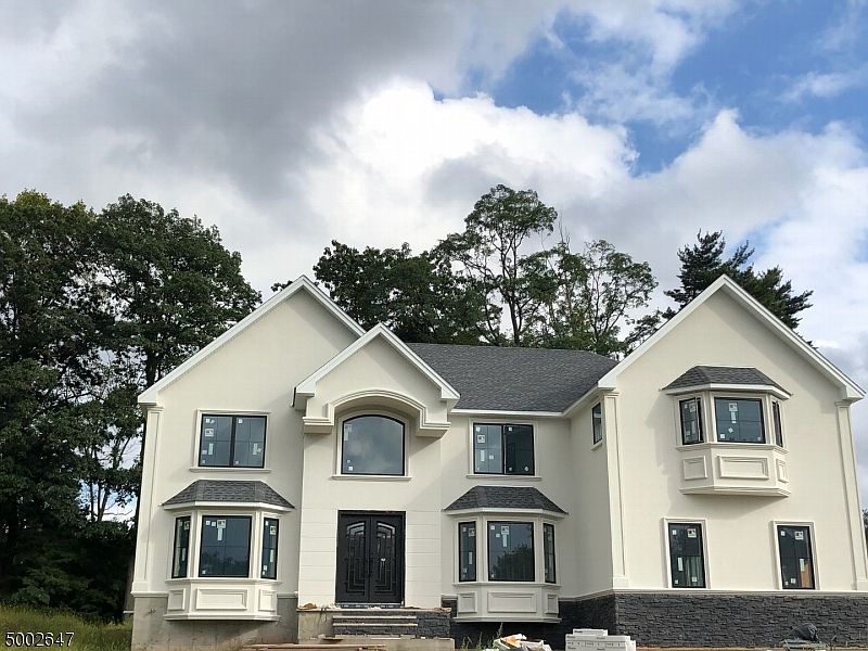 1st image of 4 Margulis Ct