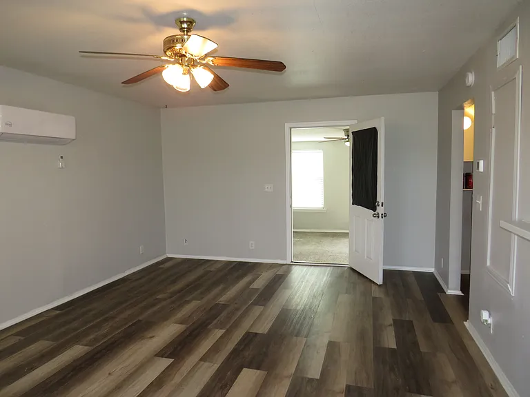 4657 S Bonnie Brae St — Photo 9