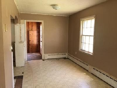 5th image of 322 S 4th St