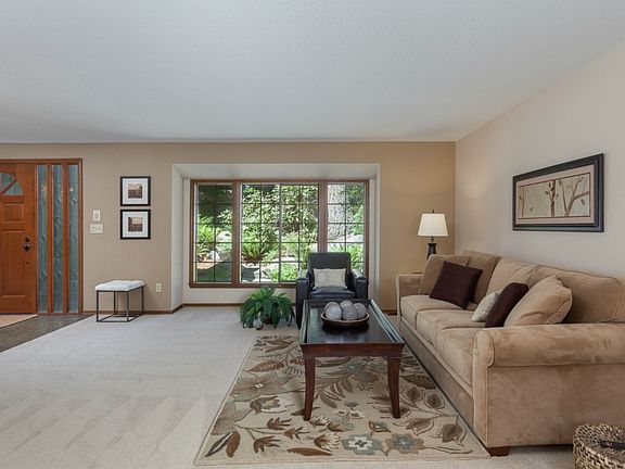 4th image of 18035 NE 146th Way