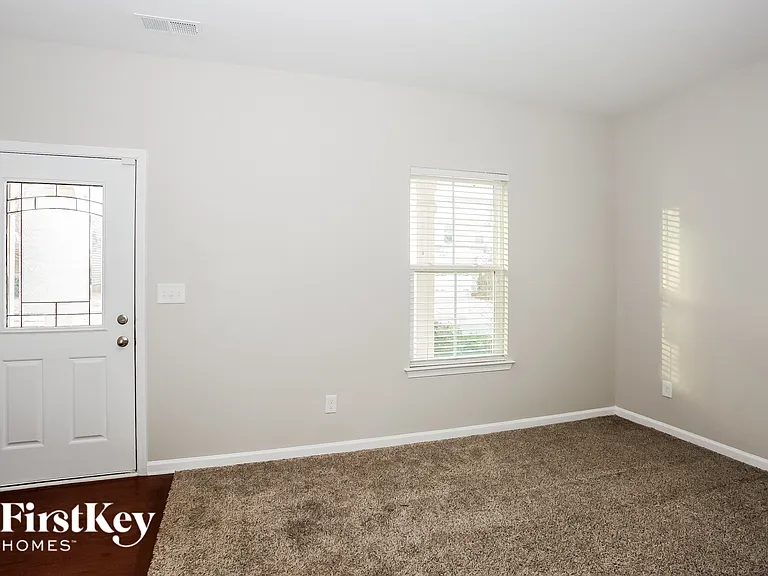 2030 Hamil Ridge Dr — Photo 5