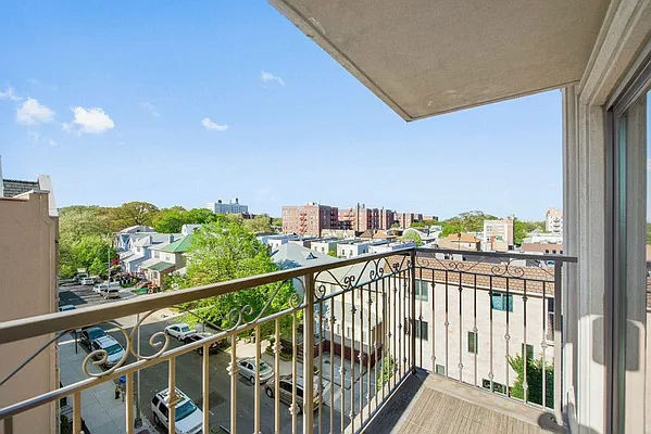 Rented by Keller Williams NYC | media 35