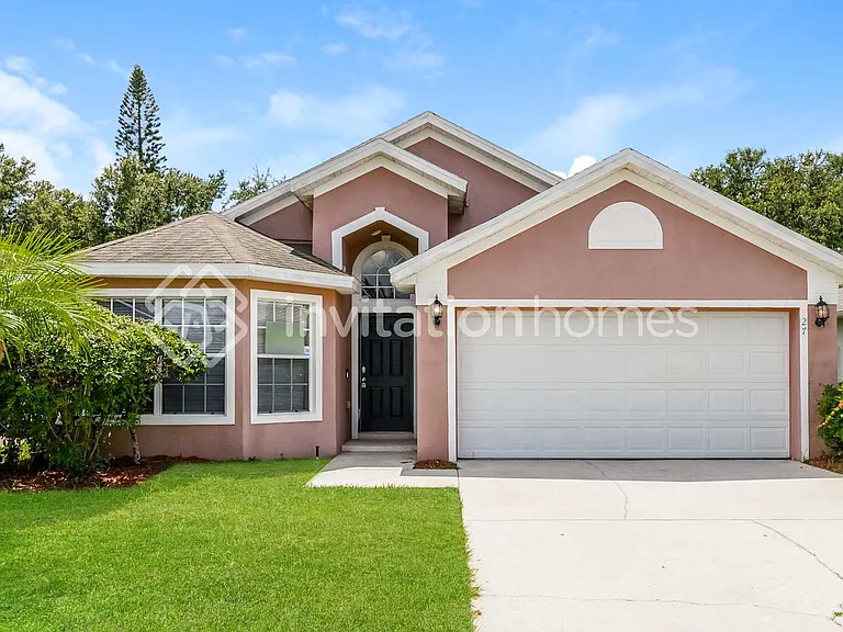 27 Sura Blvd — Photo 1