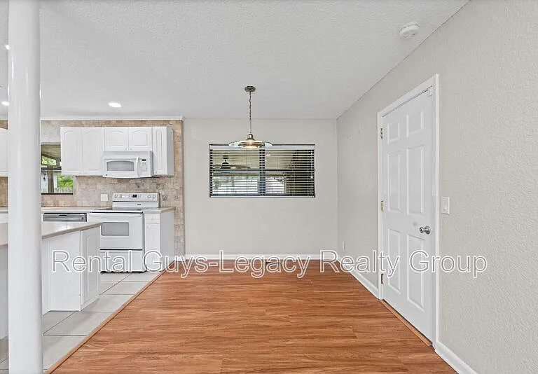 3872 Marianna Rd — Photo 7
