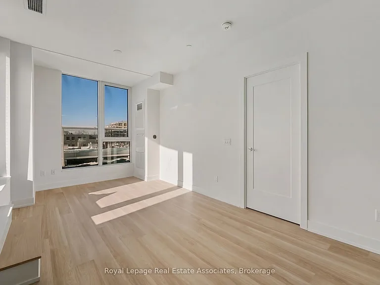 25 Cordova Ave #512 — Photo 5