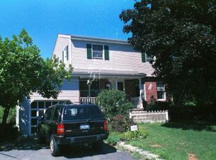 18 Lawncrest St, Danbury, CT 06810