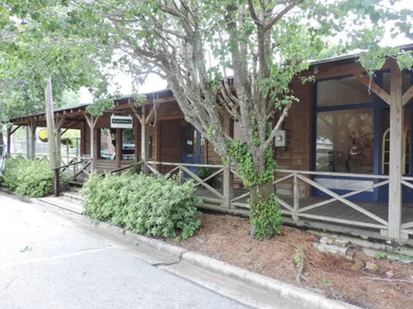 109 W Jefferson St, Boston, GA 31626