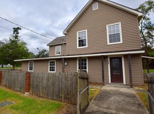 340 Willett Ln APT A, Westlake, LA 70669
