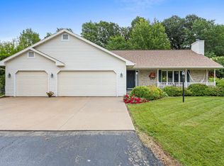 N308 Candlelite Way, Appleton, WI 54915
