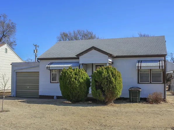 908 Stout St, Pratt, KS 67124