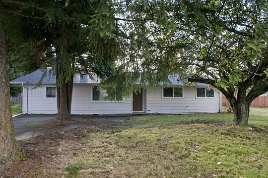 1st image of 8511 Quinault Dr NE