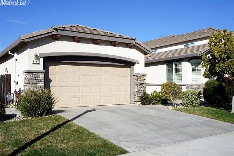 5755 Lolet Way photo 1