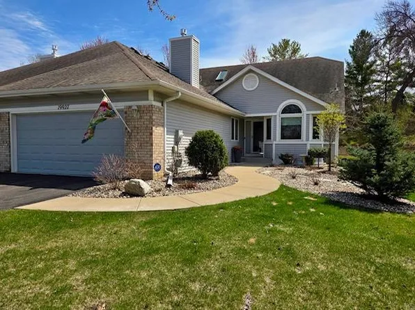 19927 Waterford Ct, Shorewood, MN 55331