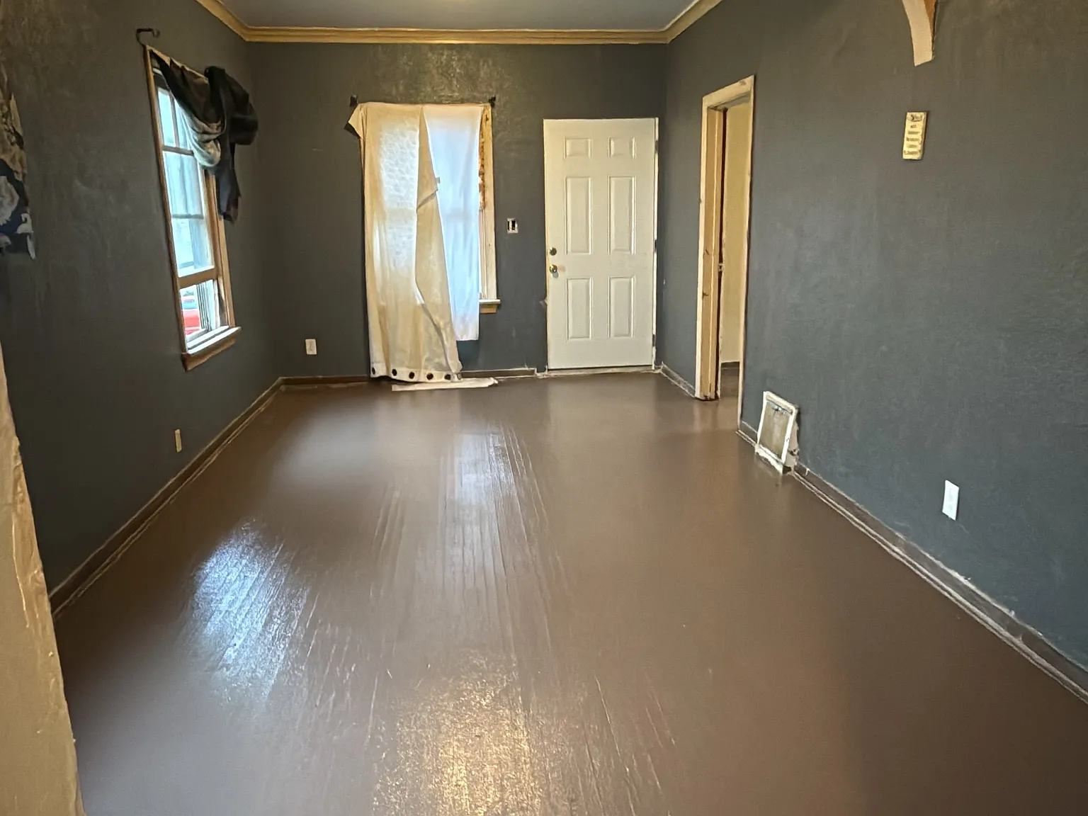 2 bed, 850 sqft, $834 — Photo 2