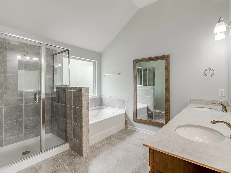 609 Angel Oak Ln — Photo 23