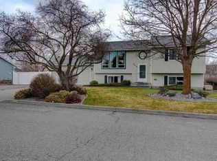 5814 N Haye St, Newman Lake, WA 99025